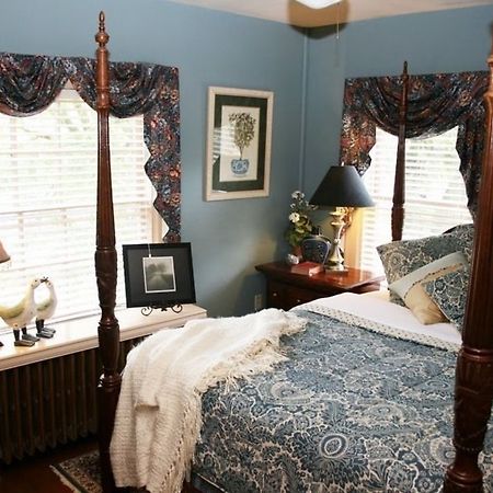 Williamsburg Manor B&B 외부 사진