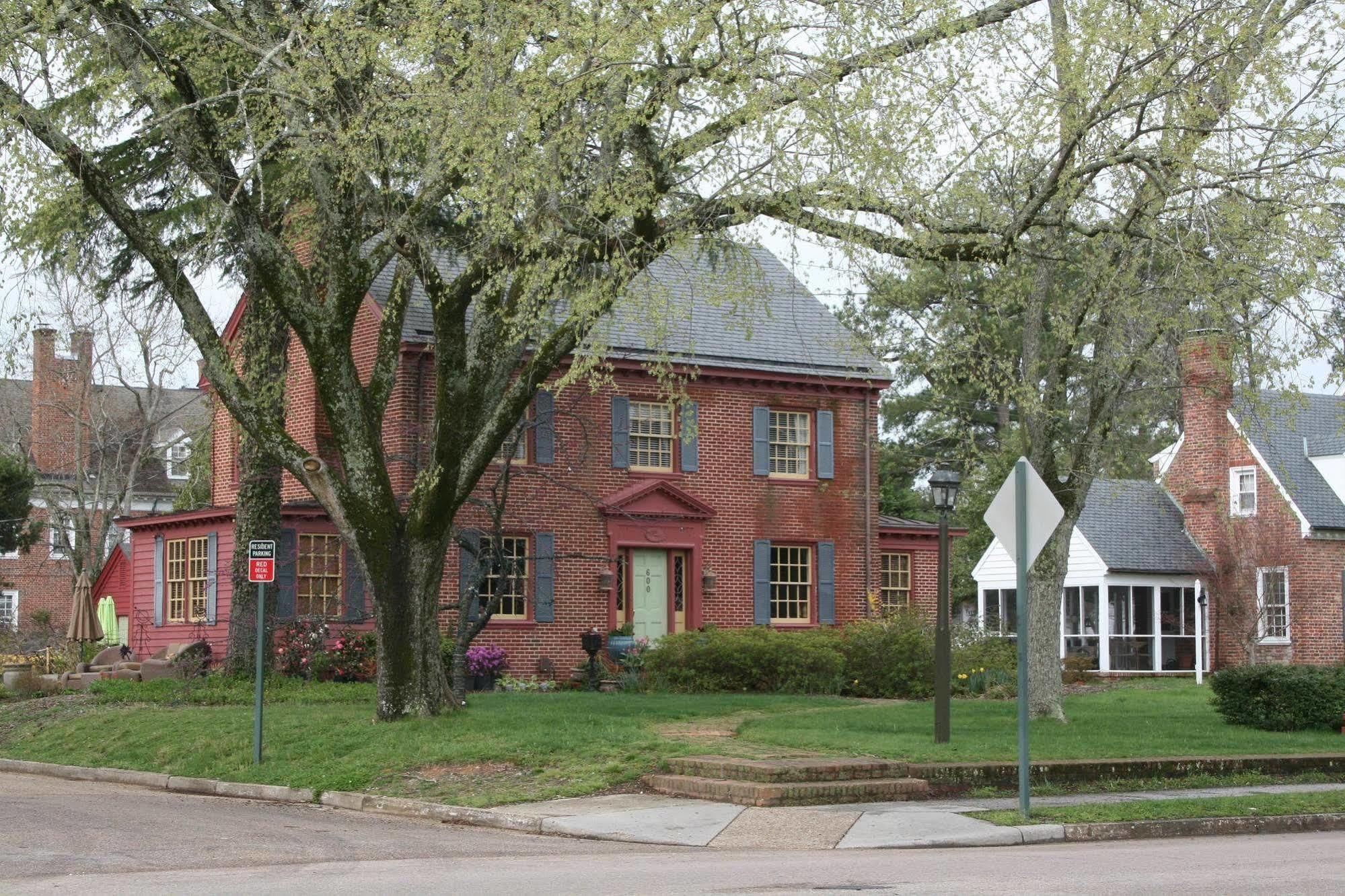 Williamsburg Manor B&B 외부 사진